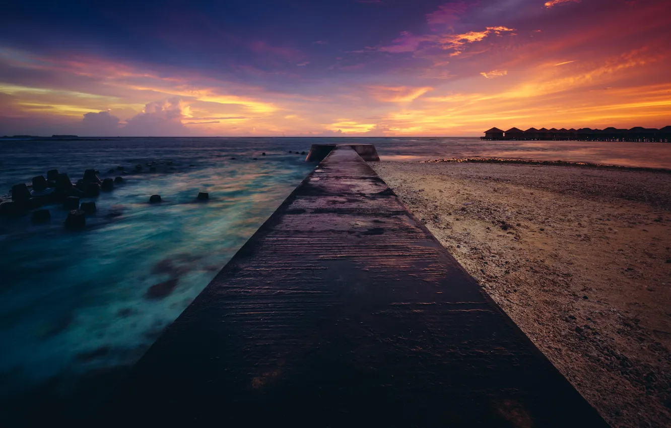 Фото обои океан, рассвет, берег, пристань, пирс, Мальдивы