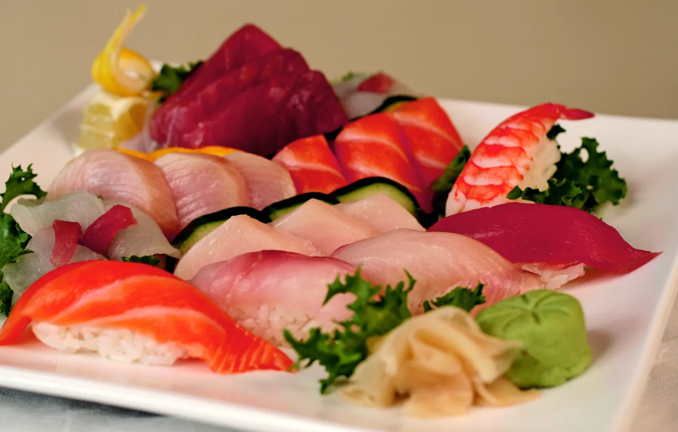 Фото обои суши, нарезка, васаби, красная рыба
