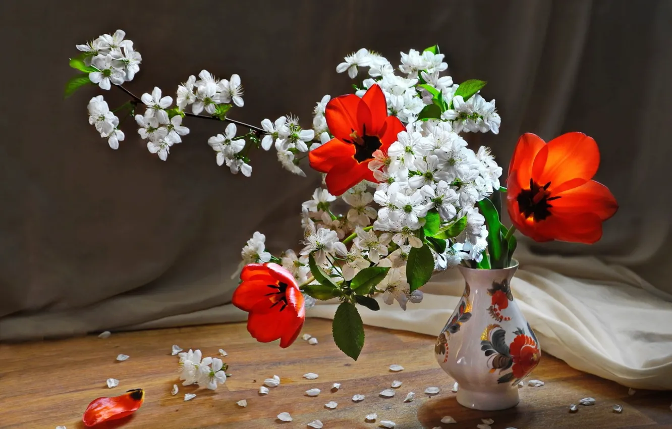 Фото обои цветы, весна, тюльпаны, букетик, вазочка