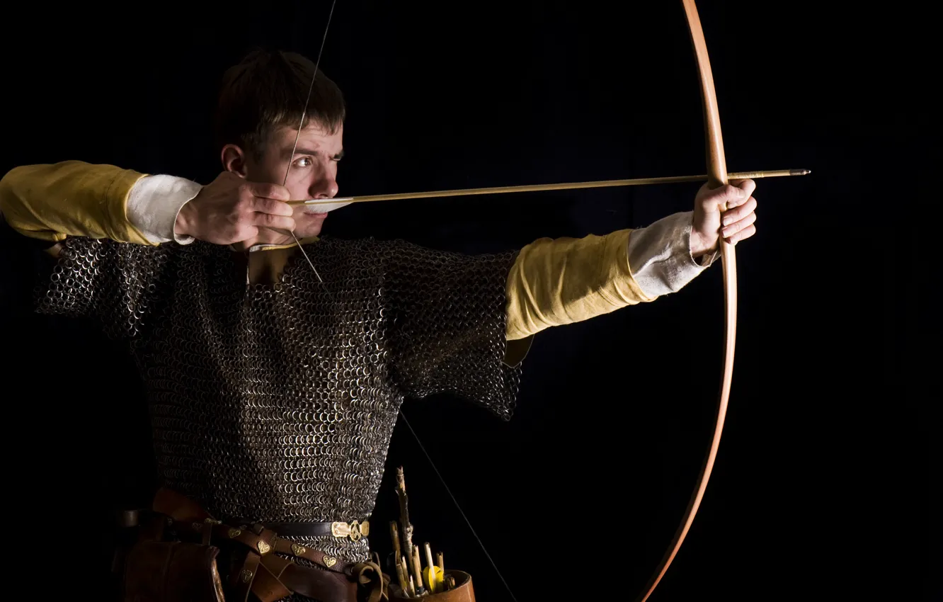Фото обои bow, arrow, pointing, chainmail, medieval archer