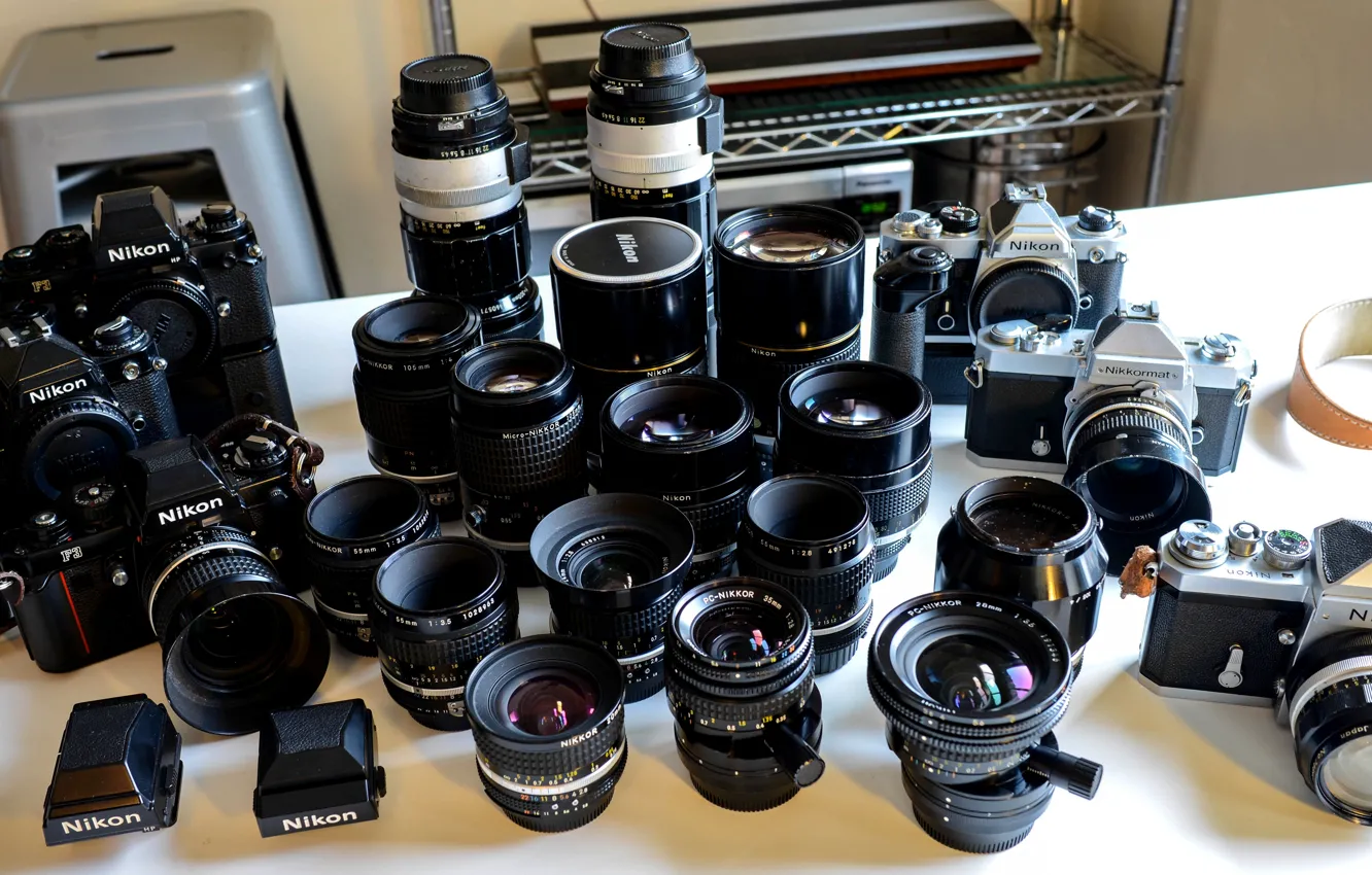 Фото обои кольца, камеры, вспышки, насадки, объективы, &ampquot;Nikon&ampquot;, цифровые фотоаппараты