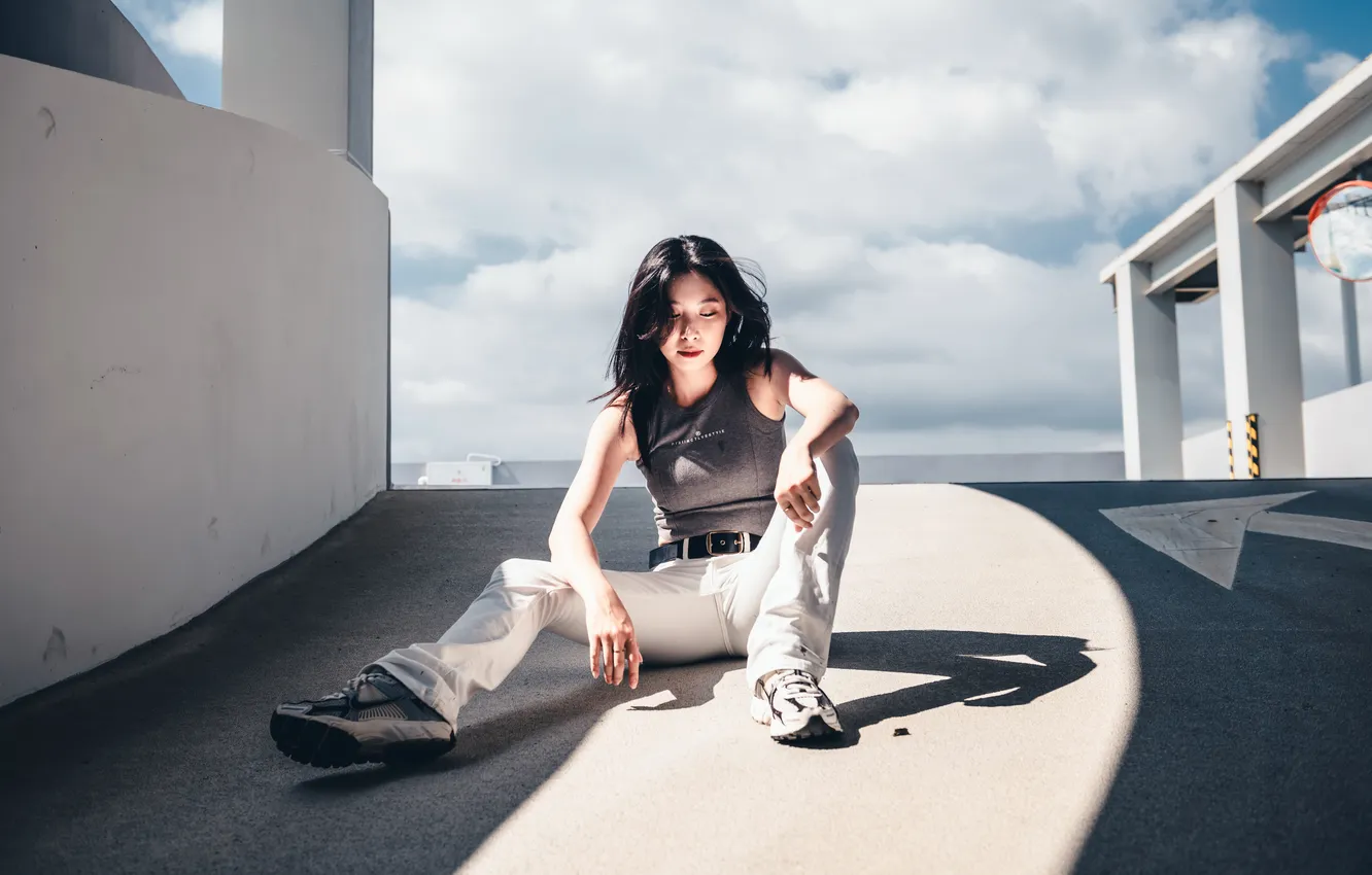 Фото обои девушка, поза, азиатка