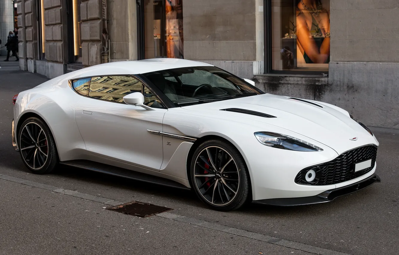 Фото обои Aston Martin, White, Street, Zagato, Vanquish