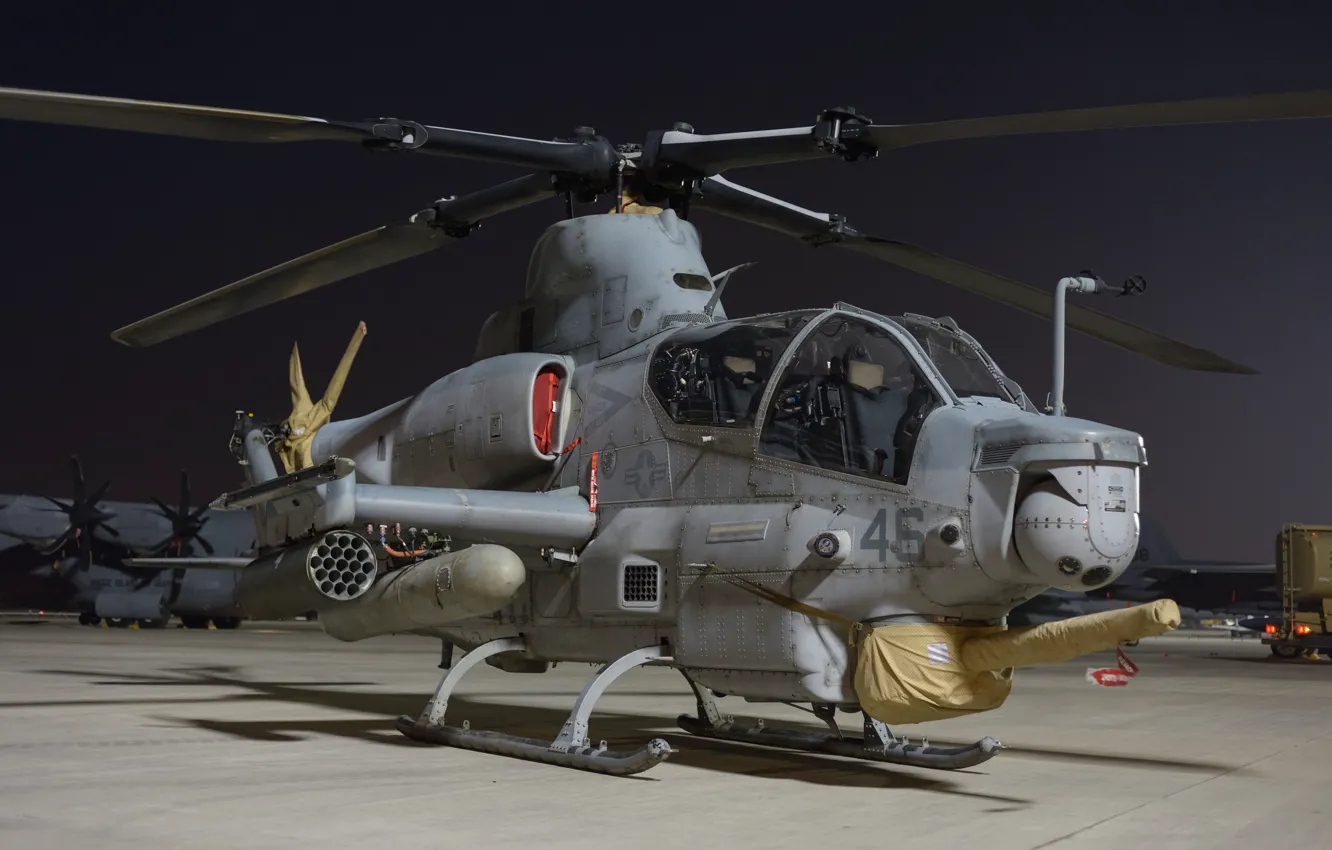 Фото обои вертолет, Viper, аэродром, ударный, Bell AH-1Z, «Вайпер»