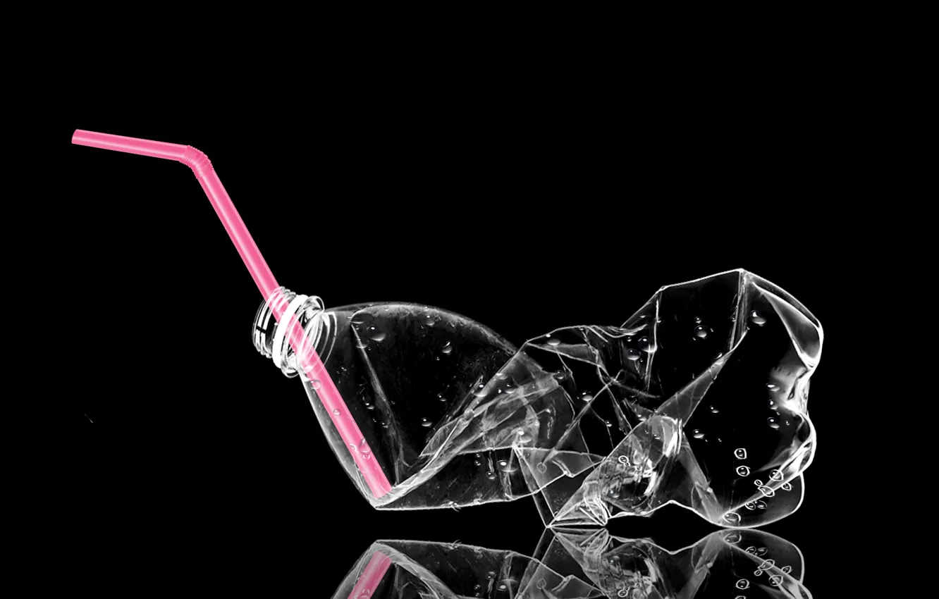 Фото обои plastic, water, liquid, drink, bottle, straw