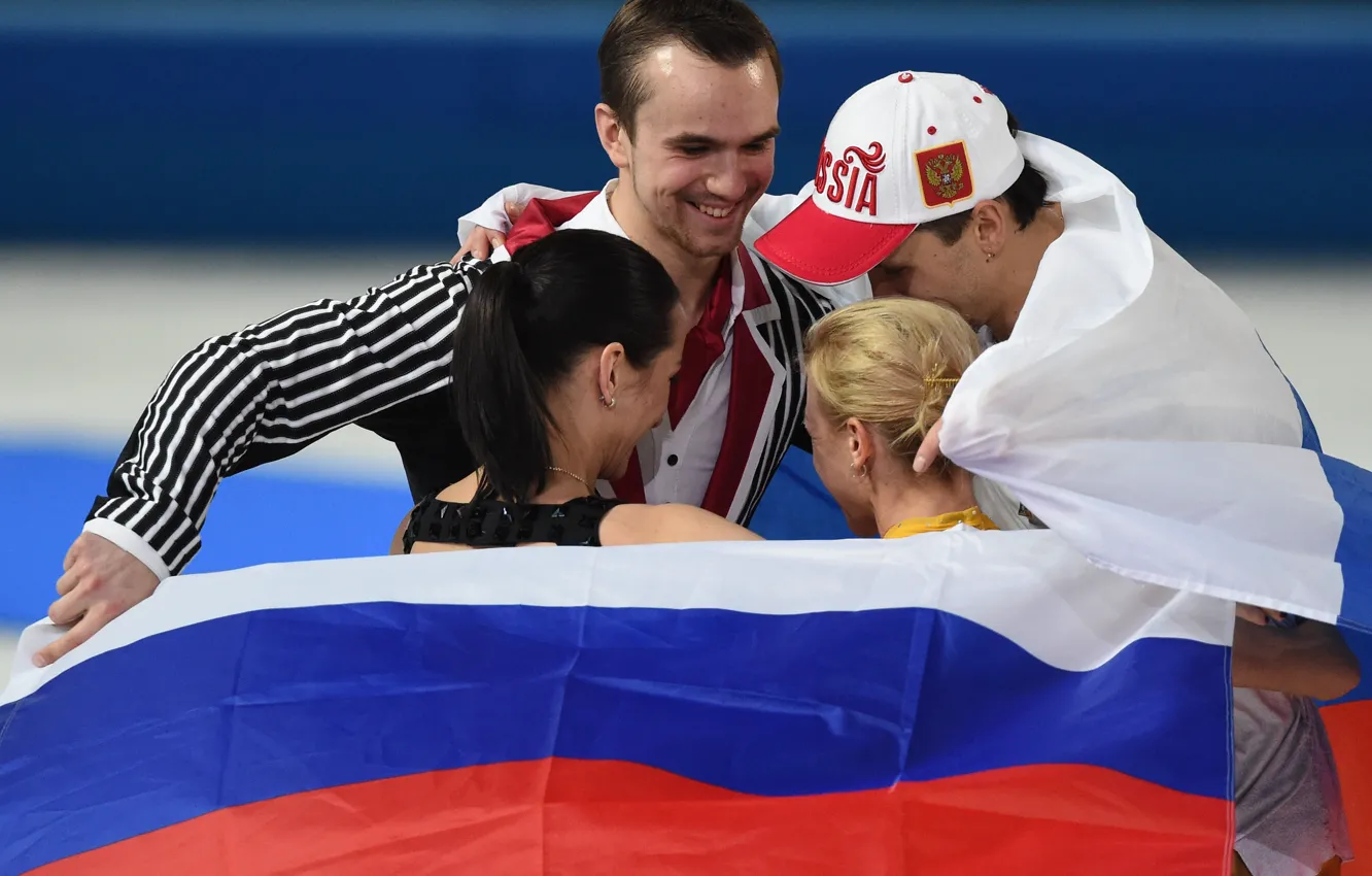 Фото обои счастье, победа, флаг, фигурное катание, фигуристы, Russia, бейсболка, РОССИЯ