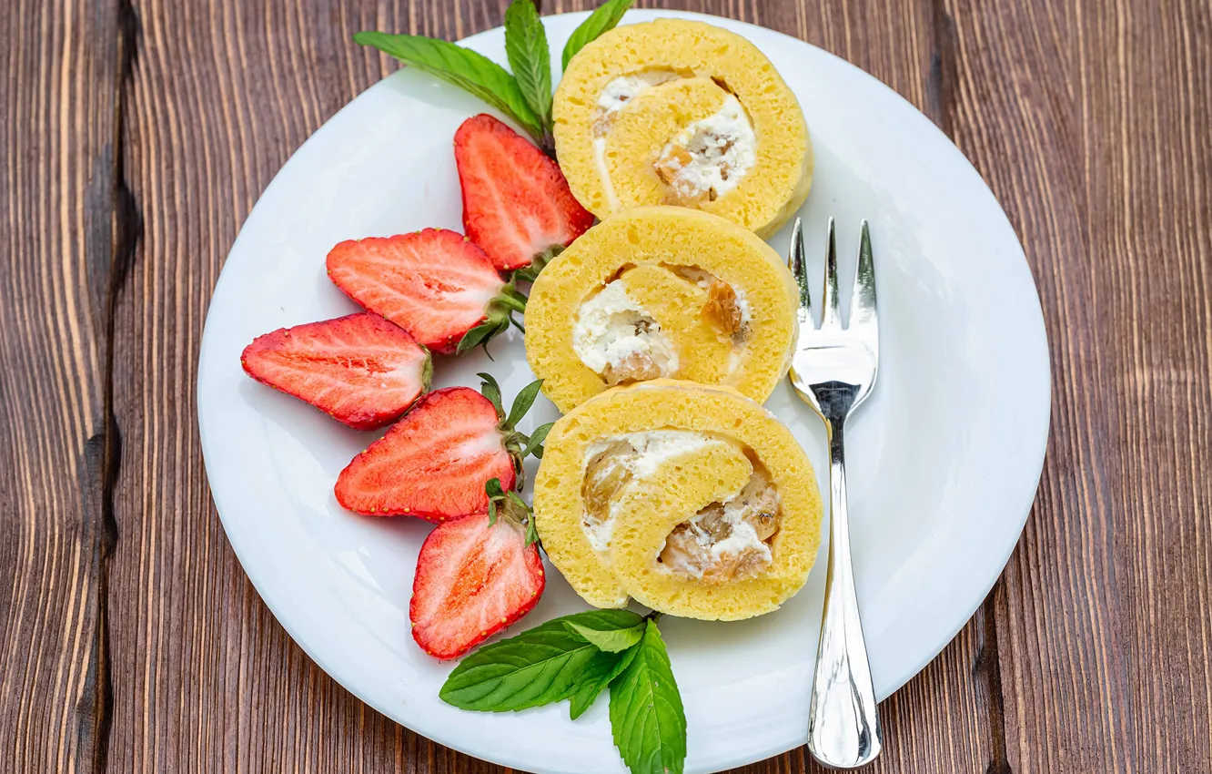 Фото обои ягоды, клубника, выпечка, рулет