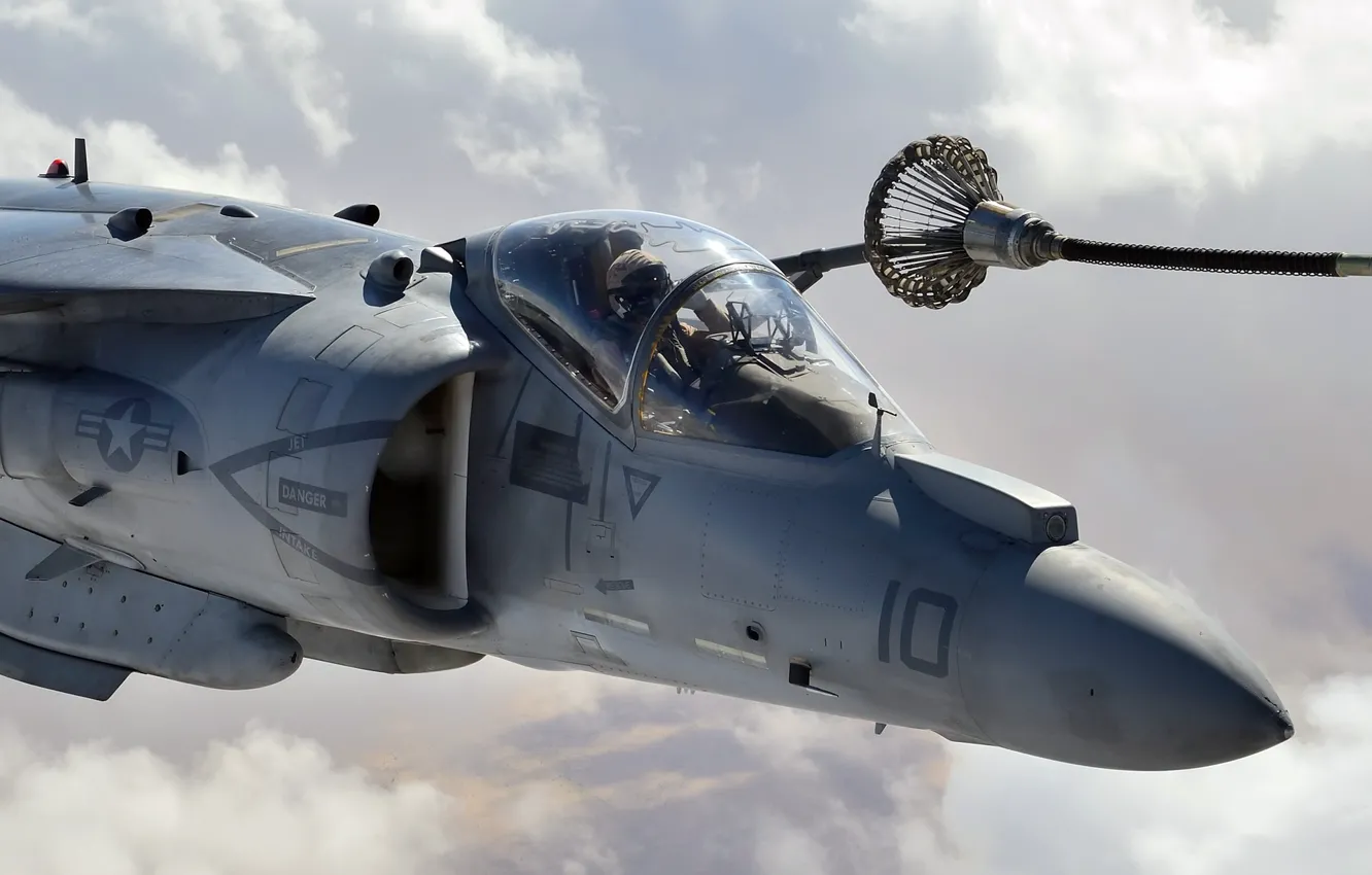 Фото обои оружие, самолёт, Harrier, дозаправка в воздухе, AV-8B