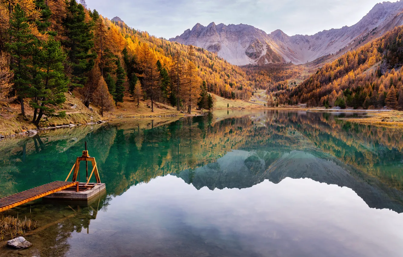 Фото обои Nature, Fall, France, Scenery, Outdoor, Autumn background, Orceyrette Lake, Wooden pier