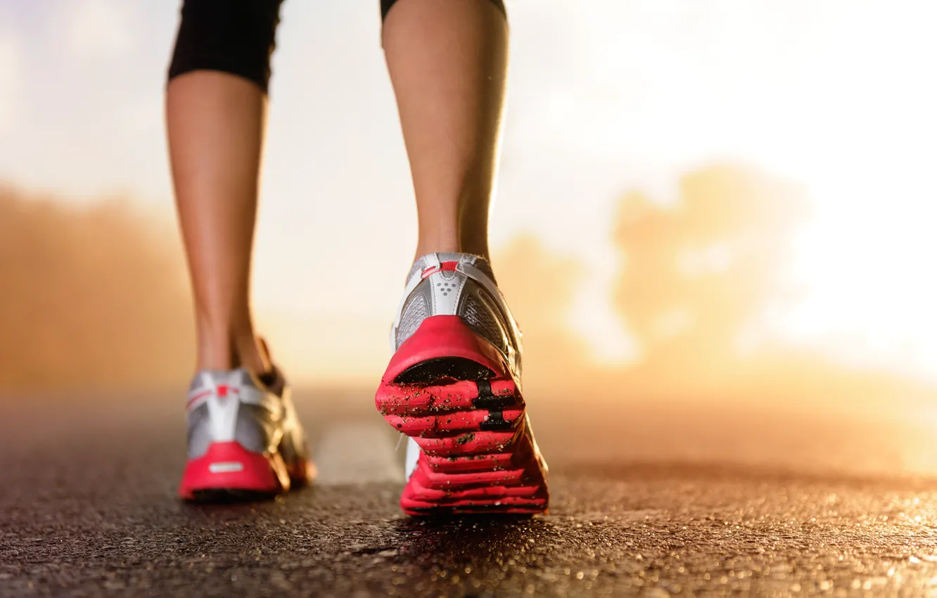 Фото обои legs, woman, physical activity outdoors