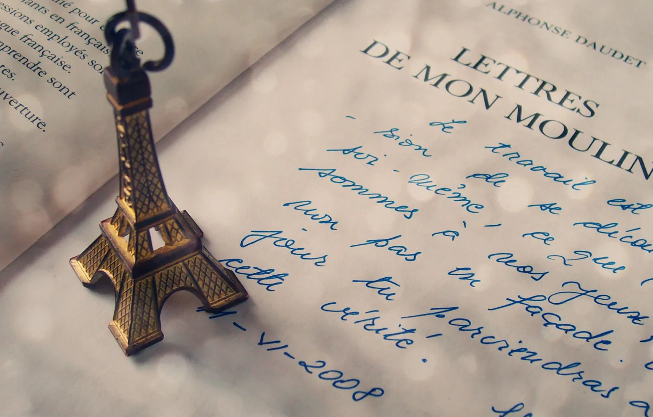 Фото обои язык, письмо, надпись, эйфелева башня, париж, ручка, статуэтка, франция