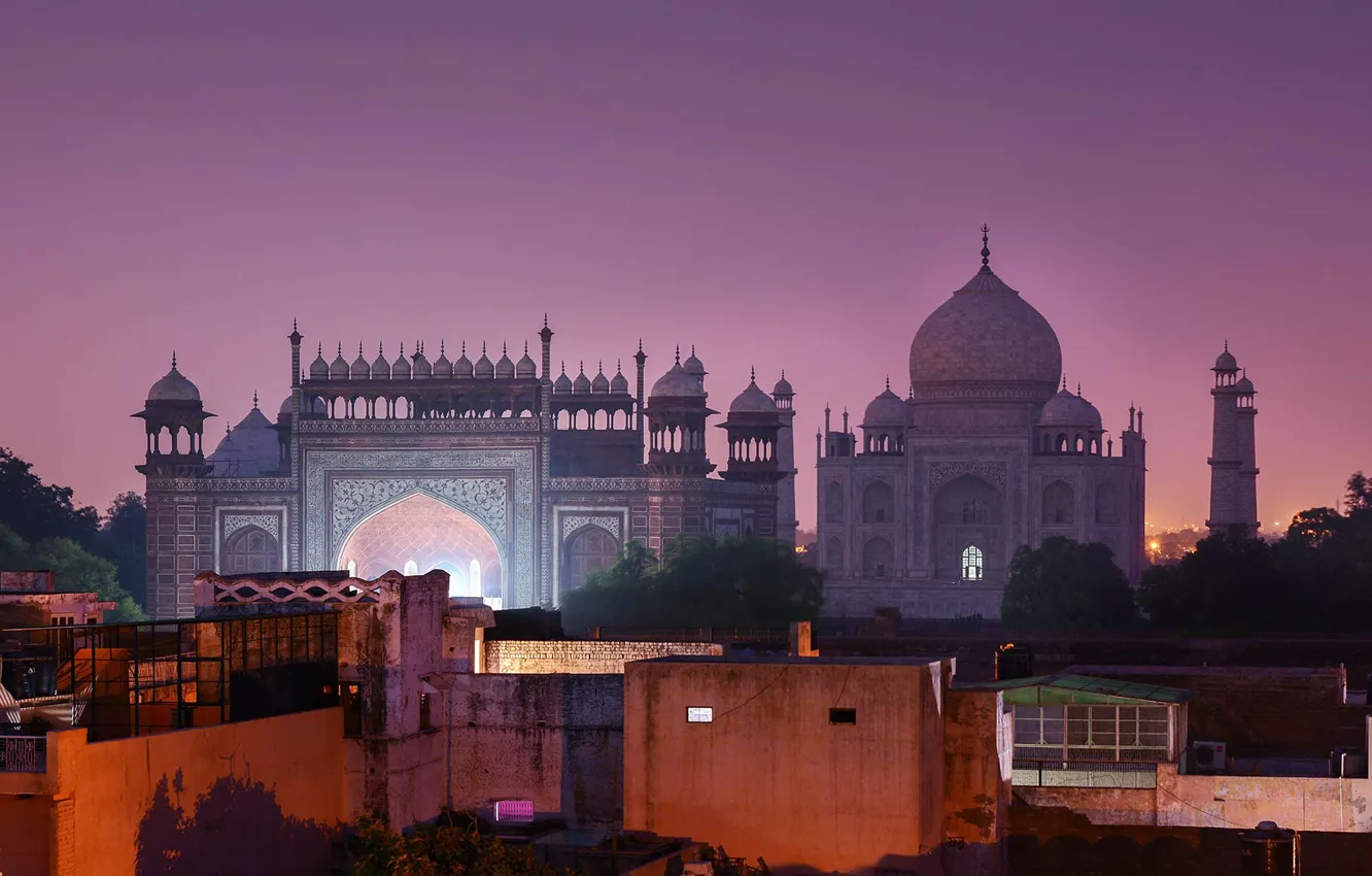 Фото обои ночь, город, Индия, Тадж-Махал, подсветка, башни, архитектура, купола