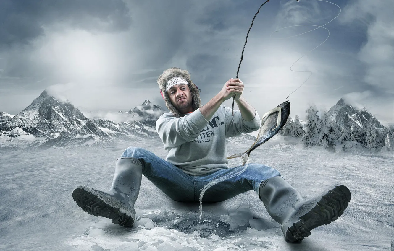 Фото обои зима, мужик, юмор, рыбак, подсечка, клёв