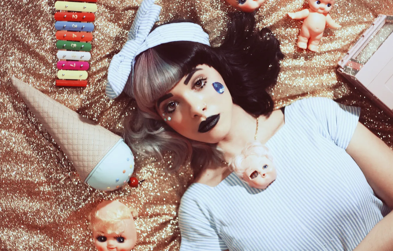 Фото обои Девушка, Взгляд, Волосы, Певица, Singer, Melanie Martinez, Electropop, Alternative pop