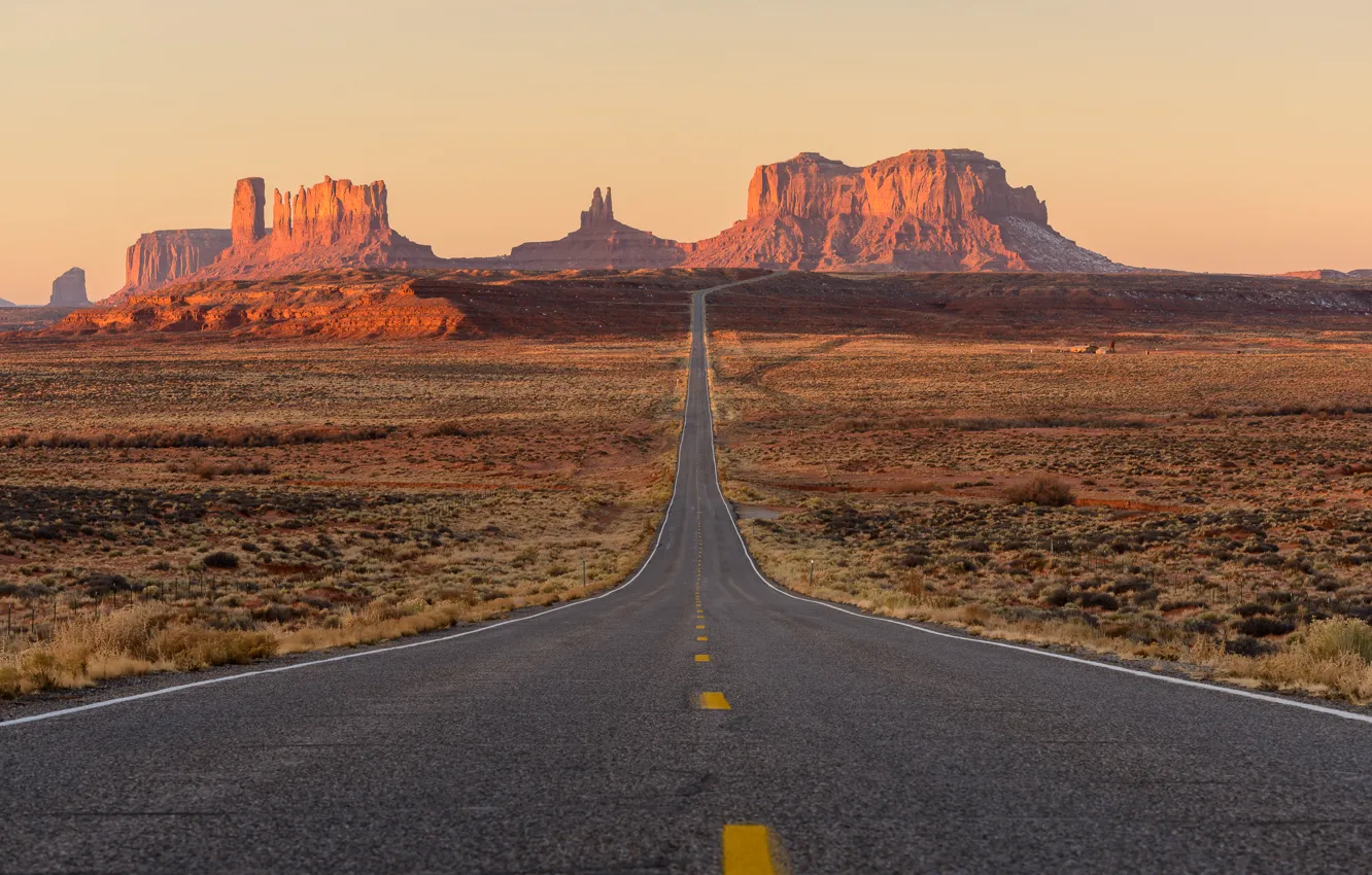 Фото обои дорога, скалы, пустыня, США, Долина Монументов, ЮТА