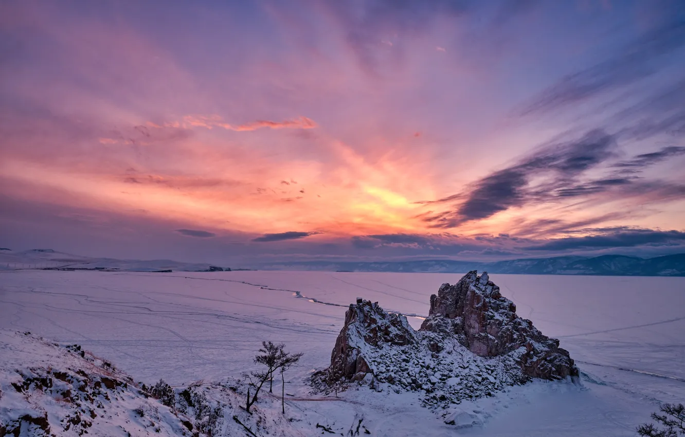 Фото обои зима, небо, снег, горы, озеро, Байкал, мороз, Константин Леонтьев