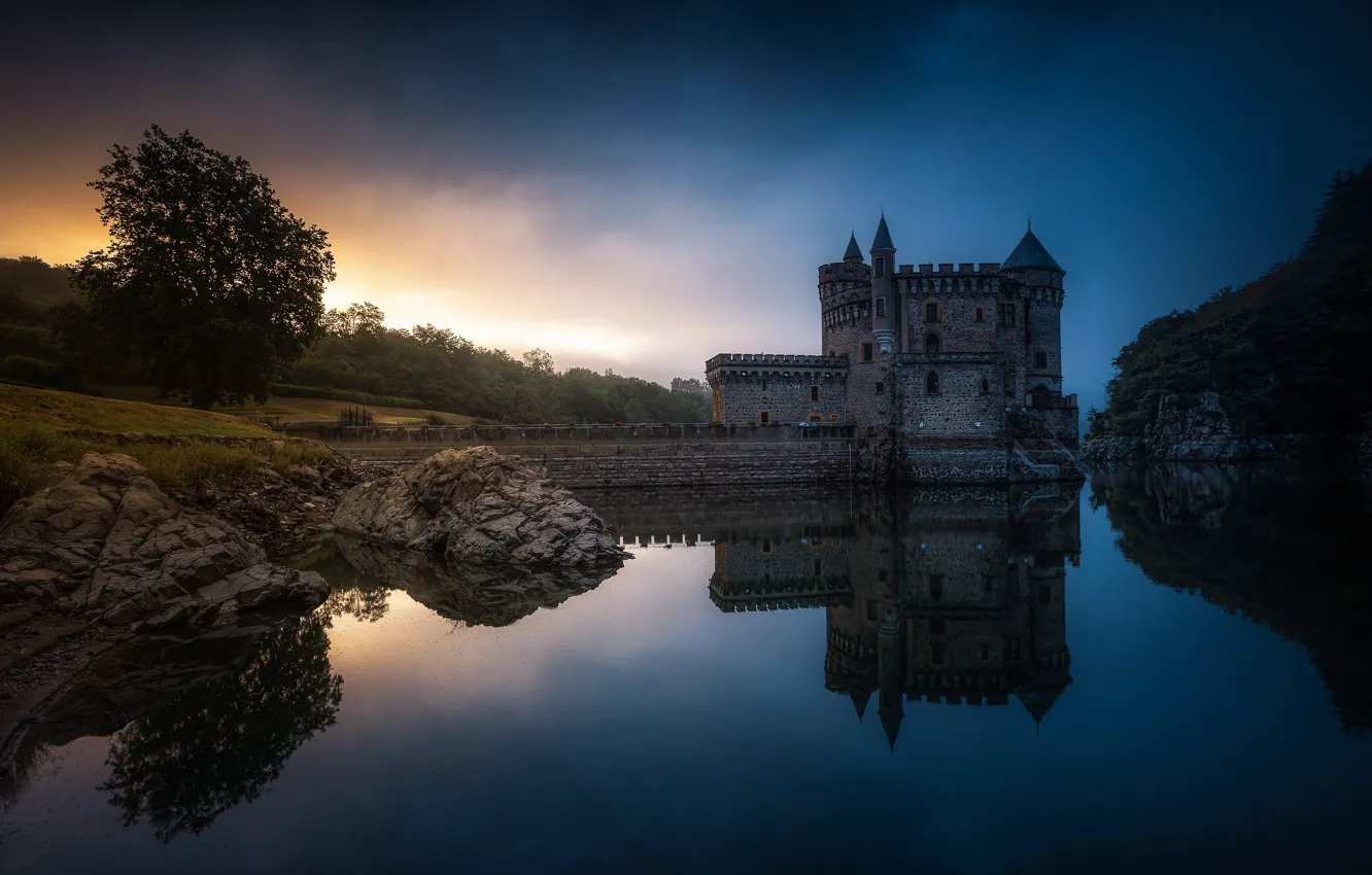 Фото обои замок, Франция, вечер, Château de la Roche
