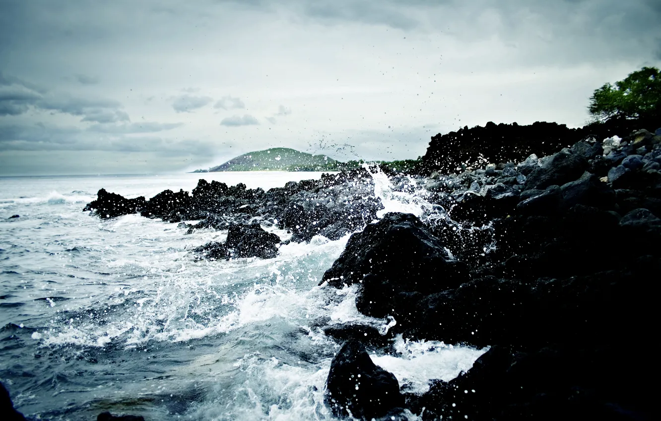 Фото обои море, волны, вода, камни, скалы, Гавайи