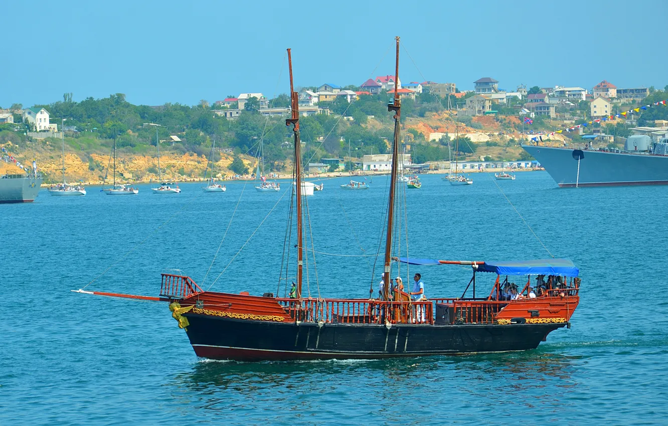 Фото обои черное море, севастополь, прогулочная яхта