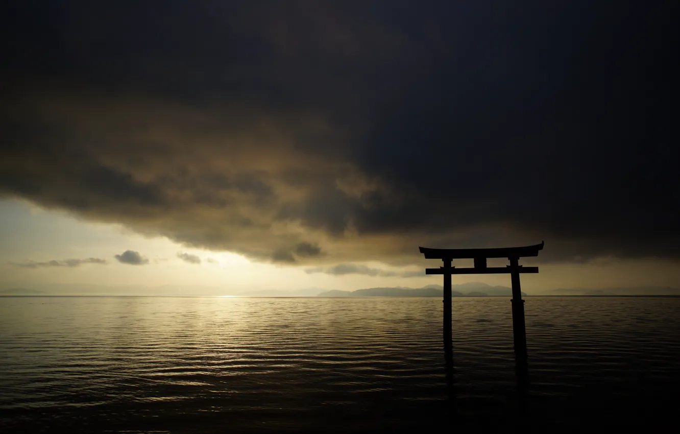 Фото обои небо, облака, пейзаж, океан, ворота, Япония, Japan, тории