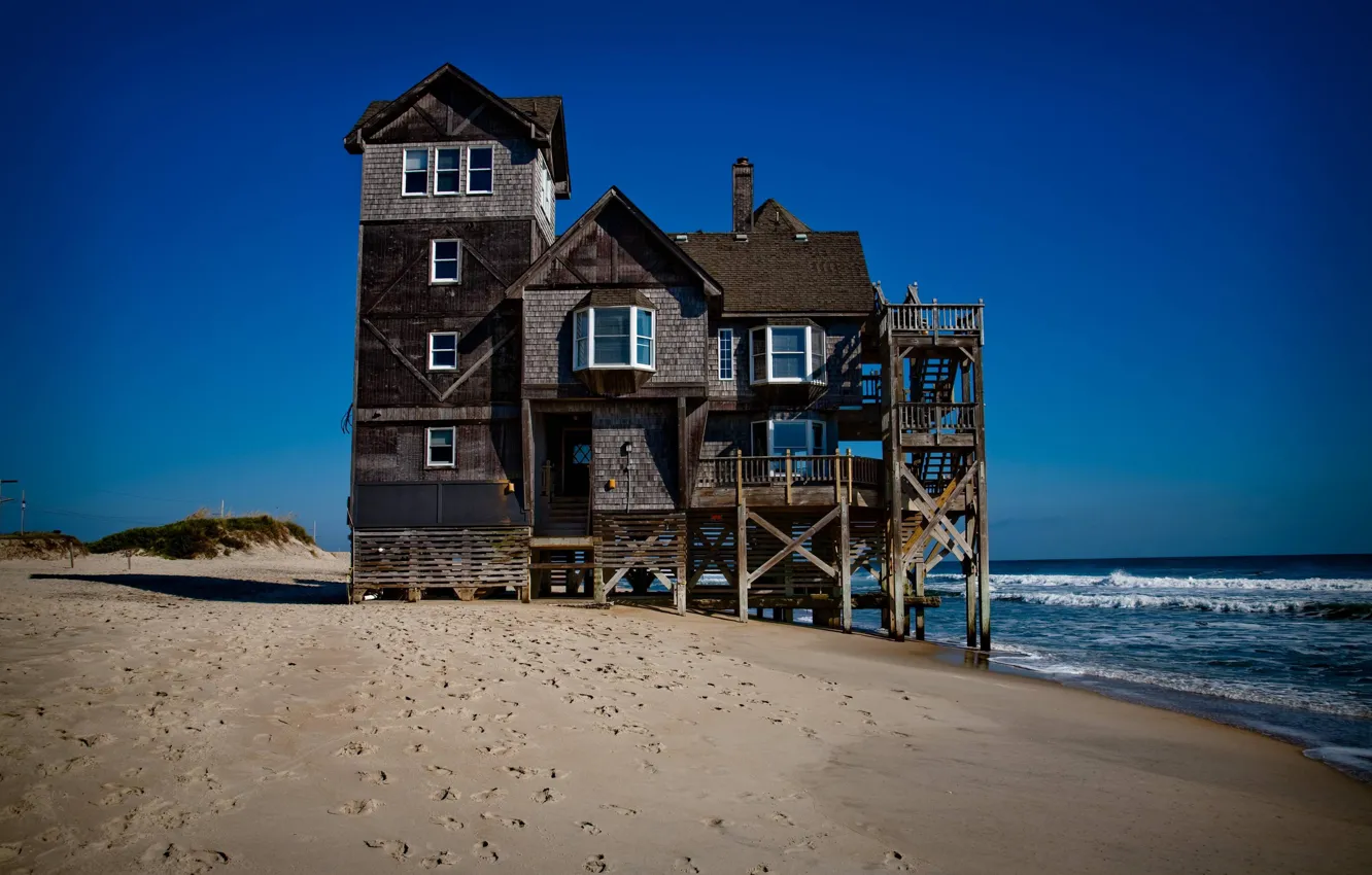 Фото обои песок, море, дом, берег