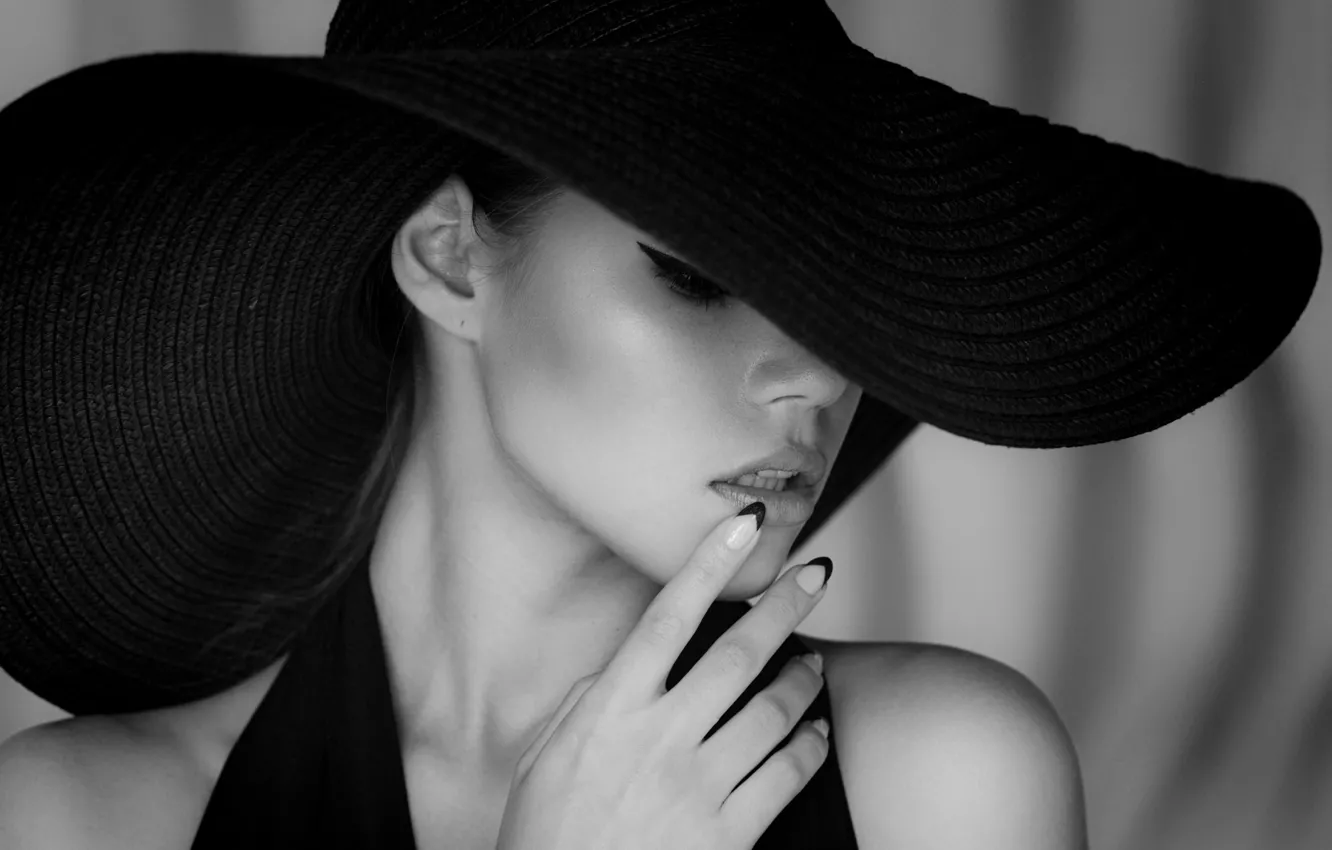 Фото обои black & white, fashion, dress, hat, style, photo, photographer, monochrome