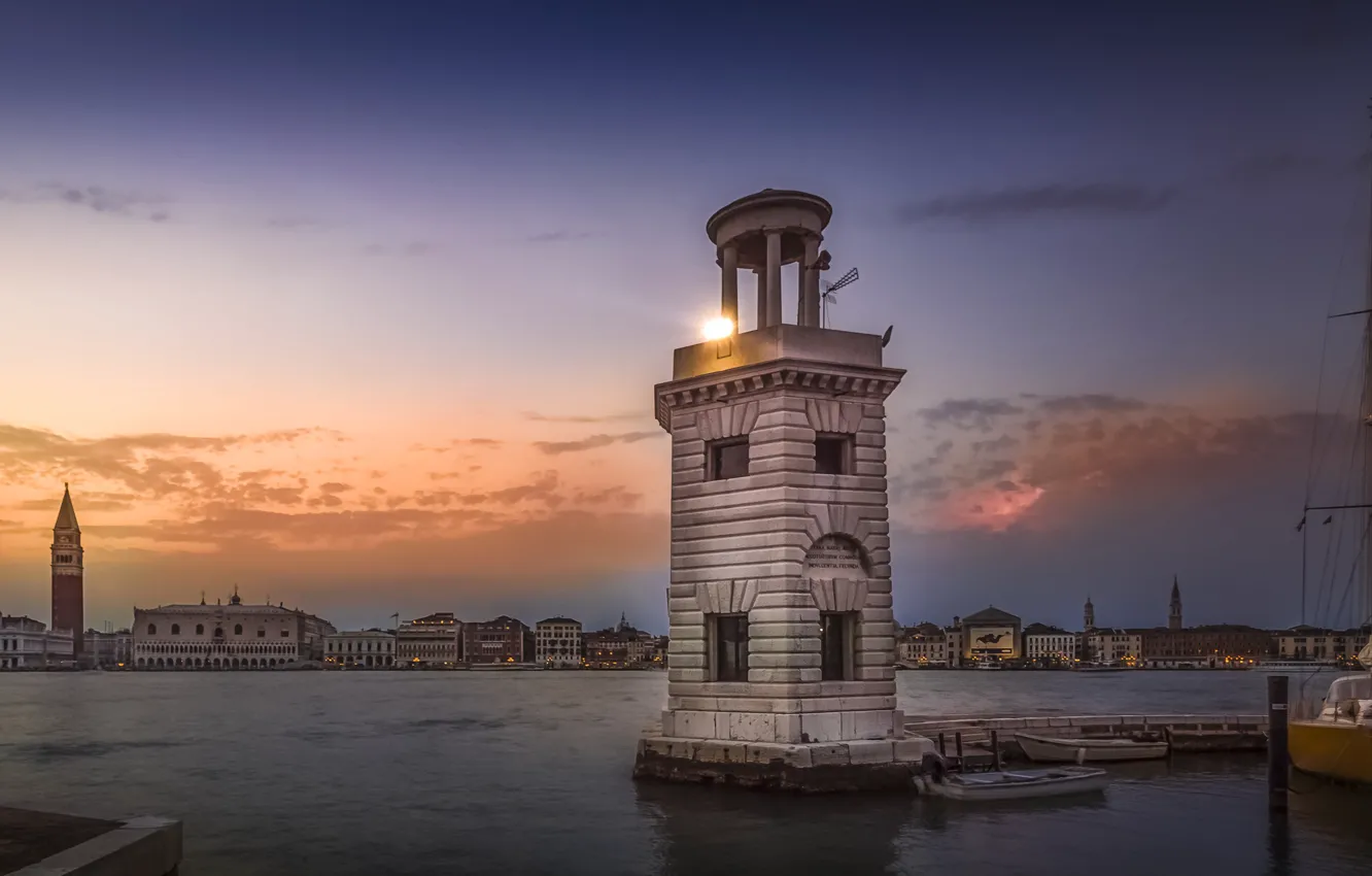Фото обои небо, маяк, вечер, Италия, San Giorgio Maggiore