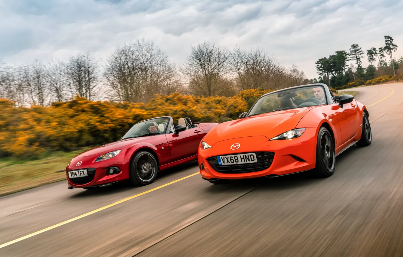 Фото обои оранжевый, красный, Mazda, MX-5, родстеры, четвёртое поколение (ND), третье поколение (NC)