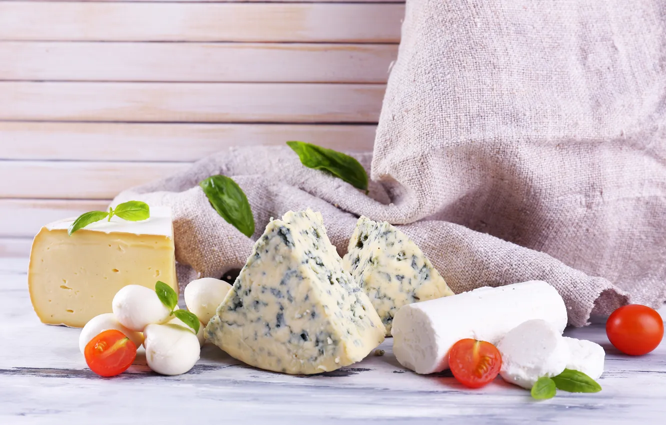 Фото обои зелень, сыр, помидоры
