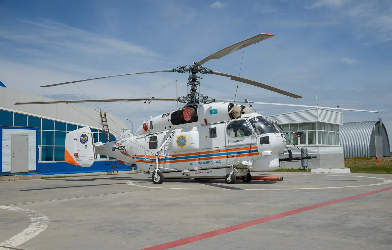 Фото обои вертолёт, средний, транспортный, Ка-32