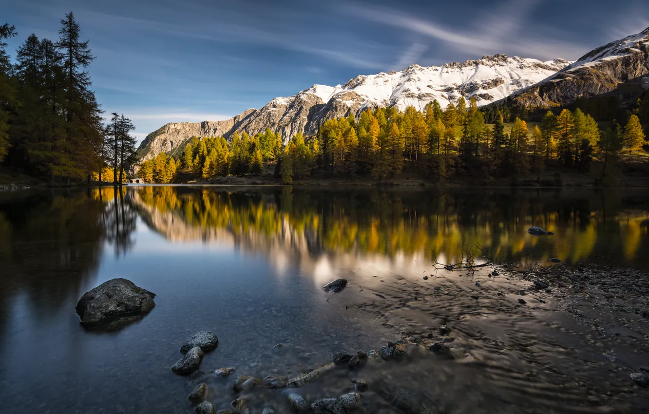 Фото обои осень, лес, снег, горы, природа, озеро, камни