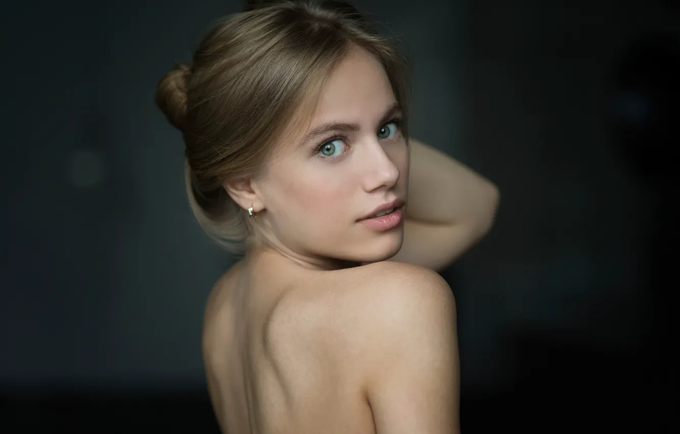 Фото обои взгляд, Виктория, спинка, плечо, Вика, Dennis Drozhzhin