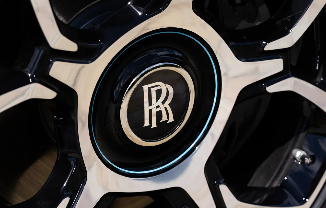 Фото обои Rolls-Royce, logo, wheel, Cullinan, Rolls-Royce Cullinan Black Badge