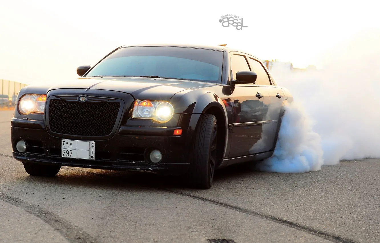 Фото обои машина, авто, дым, Крайслер, черная, дрифт, Chrysler 300