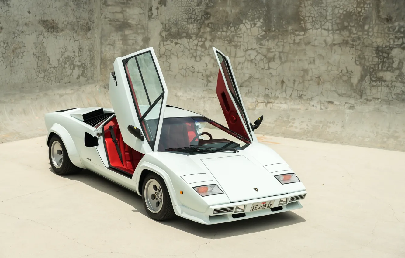 Фото обои Lamborghini, white, Countach, Lamborghini Countach 5000QV, lambo door