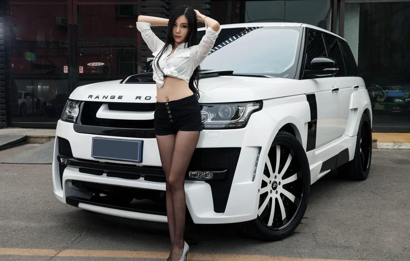 Фото обои взгляд, Девушки, Land Rover, азиатка, красивая девушка, белый авто