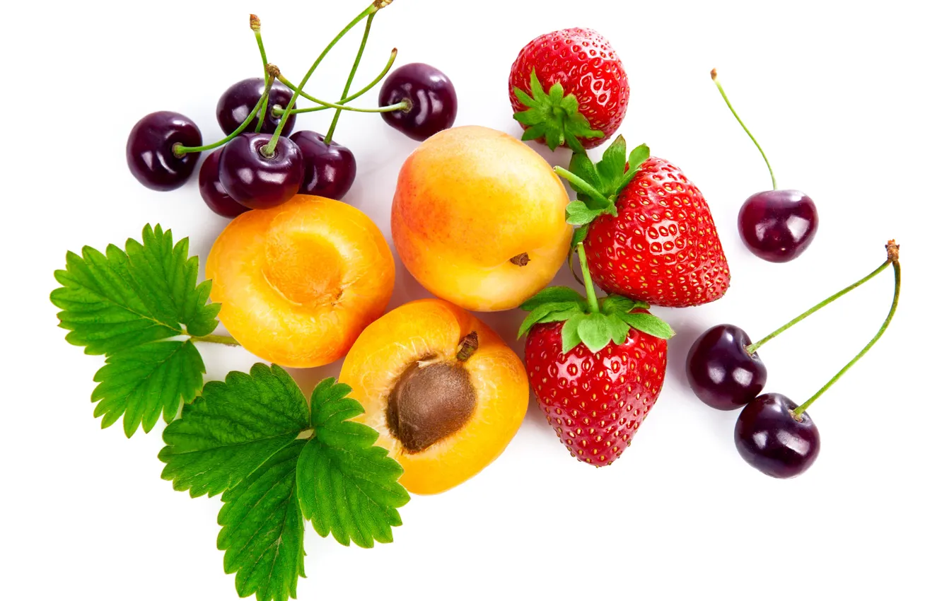 Фото обои листья, вишня, клубника, ягода, белый фон, фрукты, крупным планом, абрикосы