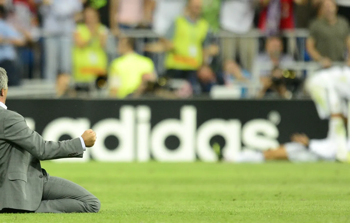 Фото обои football, Real Madrid, couch, Jose Mourinho