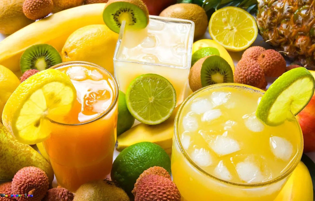 Drinks fruit. Фрукты сок. Фруктовые прохладительные напитки. Прохладительные напитки, соки. Фреши и коктейли.