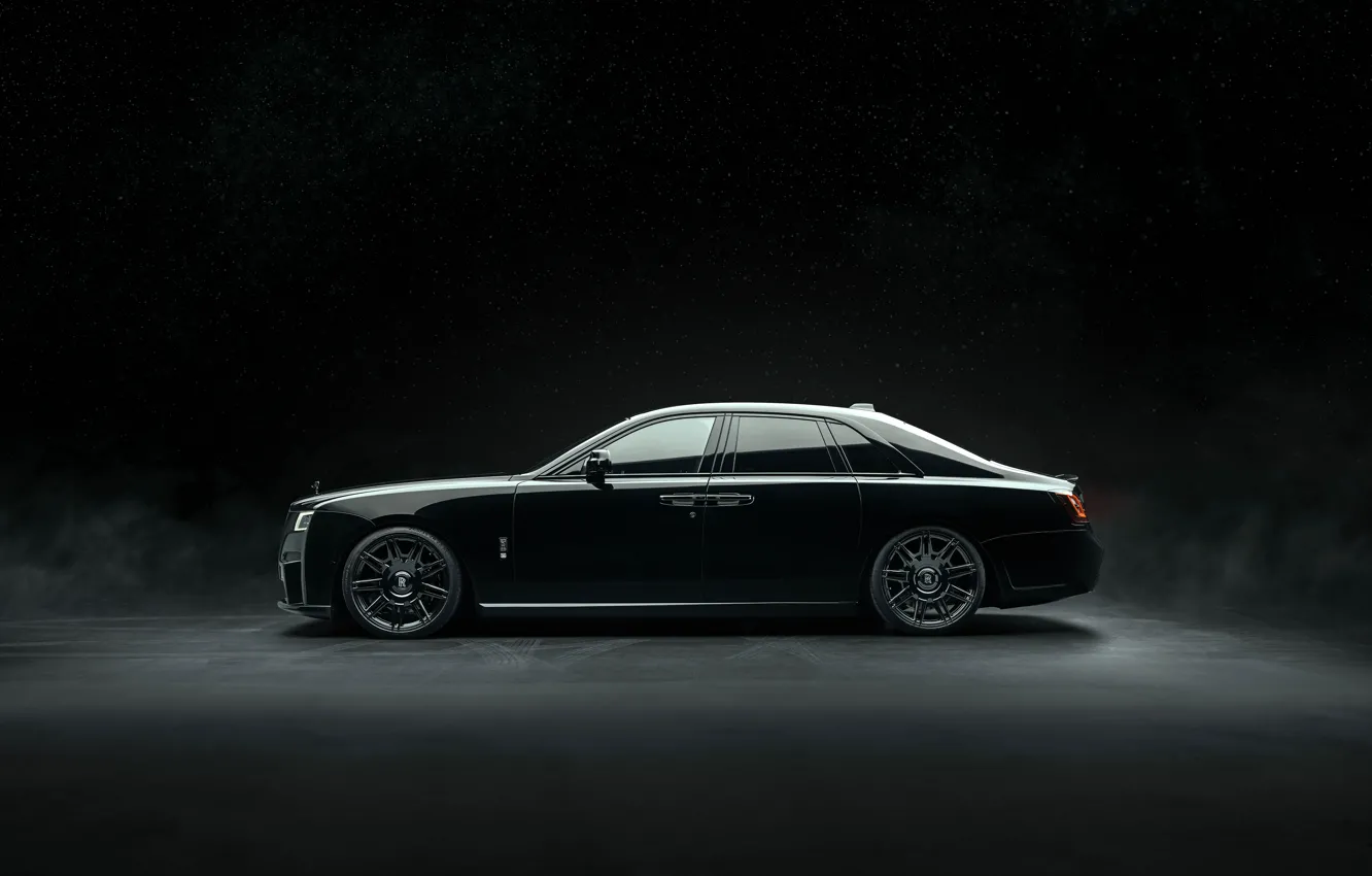 Фото обои Rolls-Royce, Ghost, автомобиль, вид сбоку, Rolls-Royce Black Badge Ghost