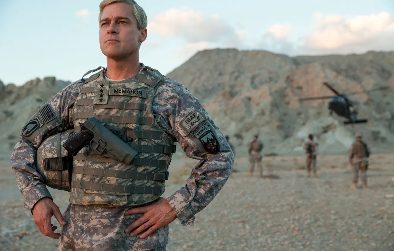 Фото обои cinema, gun, pistol, Brad Pitt, soldier, weapon, movie, helicopter