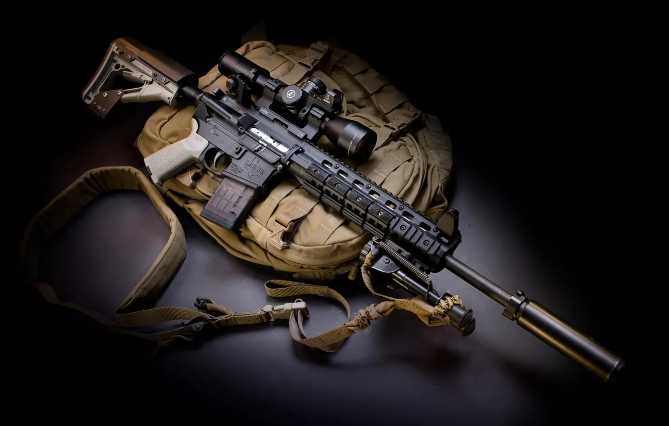 Фото обои автомат, сумка, полумрак, глушитель, апгрейд, Larue Tactical