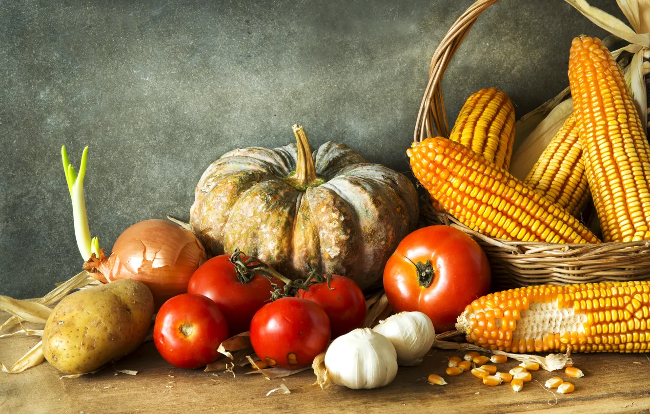 Фото обои кукуруза, лук, тыква, натюрморт, помидоры, картофель, ассорти