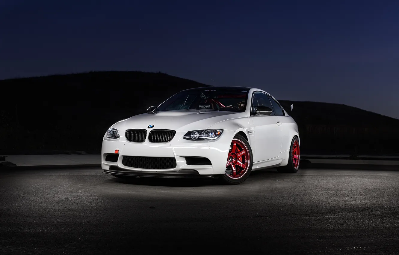 Фото обои bmw, red, wheels, e92