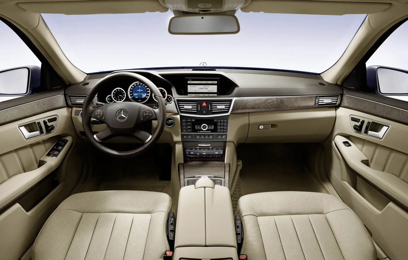 Фото обои Mercedes-Benz, руль, сиденья, E-Class, приборная панель