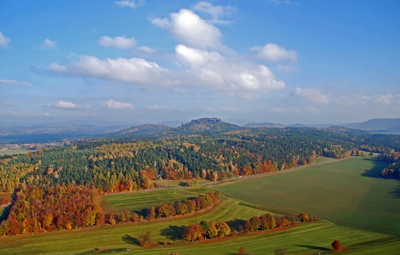 Фото обои осень, небо, деревья, поля, гора, Германия, долина