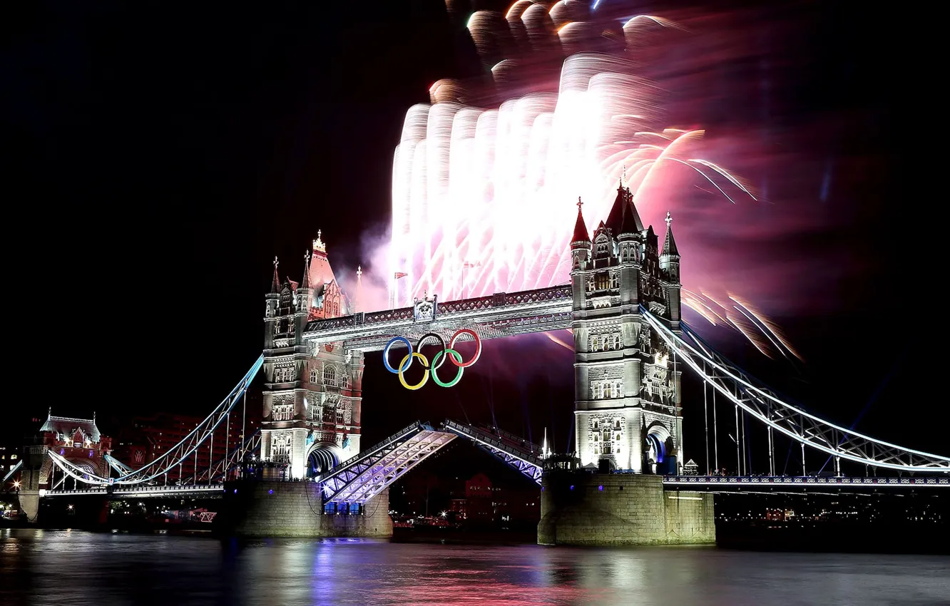 Фото обои ночь, мост, Лондон, фейерверк, Тауэрский мост, Лондон 2012, олимпийские кольца