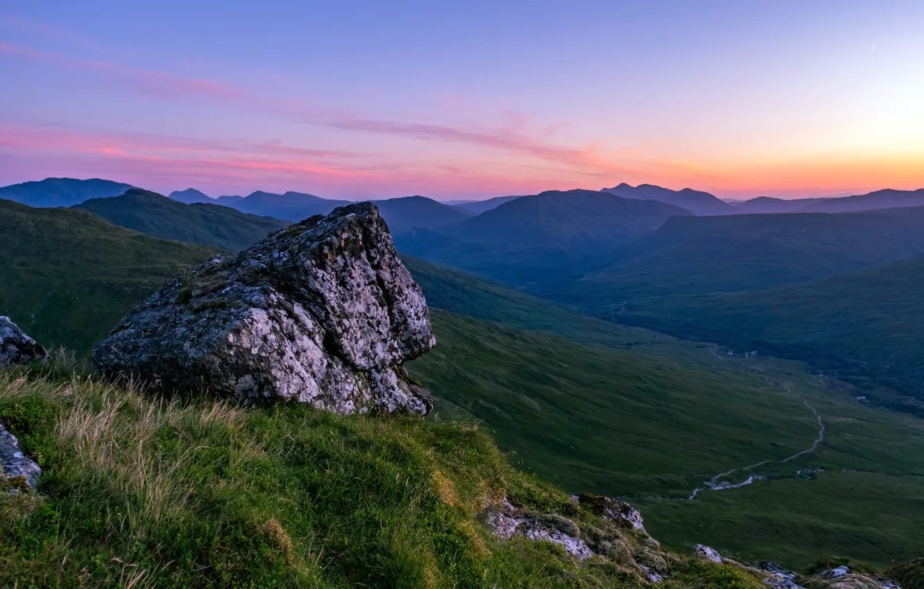 Фото обои облака, горы, простор, summer, grass, sunset, mountains, красота природы