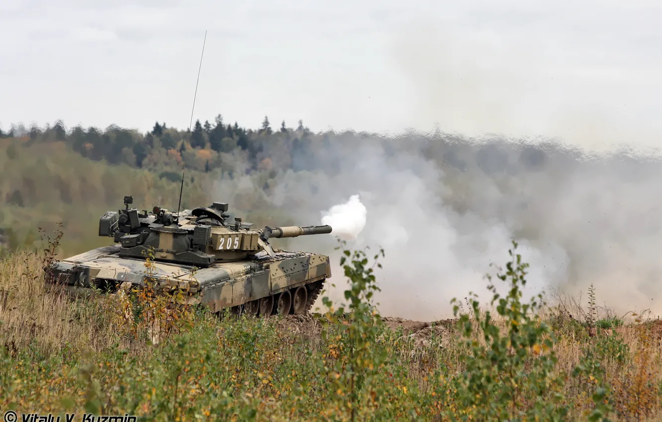 Фото обои дым, выстрел, Т-80, Танковые войска Российской Федерации