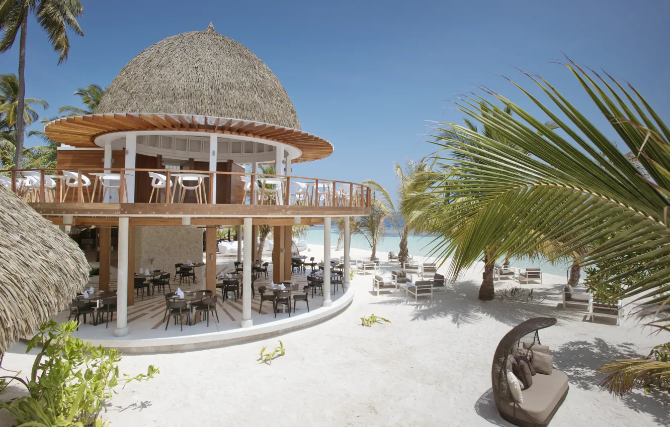 Фото обои пляж, пальмы, океан, ресторан, курорт, бунгало, Maldives, Kandolhu Island